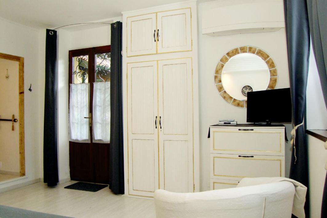 Apartmán Monolocali In Casa Con Giardino Bellagio Exteriér fotografie